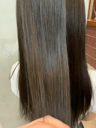 艶感を出して落ち着いた印象に！
オリーブ系のカラーお任せ下さい！ 