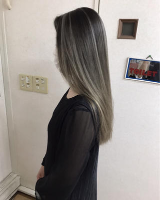 ロング カラー ヘアアレンジ 三輪 太一のヘアスタイル