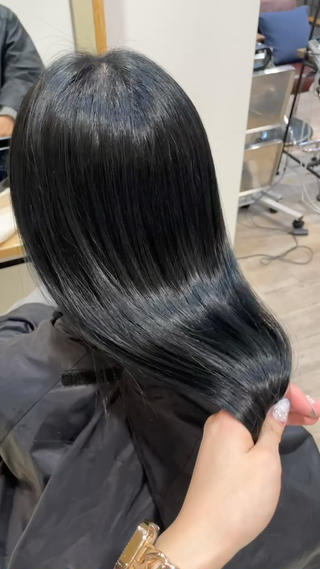 3000円で水素縮毛に変更しています 