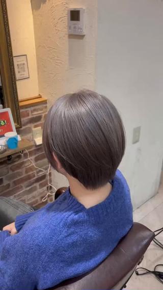 ショート カラー 越冨　レイヤー/ 顔周り特化/髪質改善のヘアスタイル