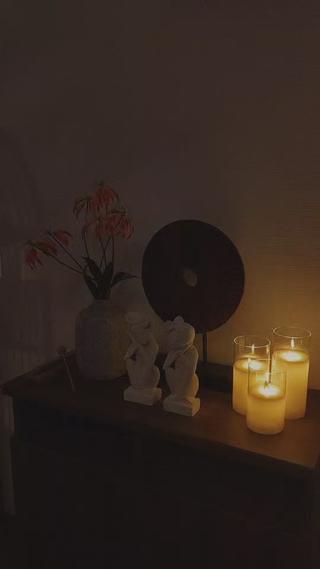 夜のサロン
お仕事帰りに。家事終わりに。
お待ちしております 