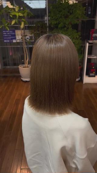 ブリーチ毛でも1回のトリートメントでここまでツヤツヤサラサラになります！ 