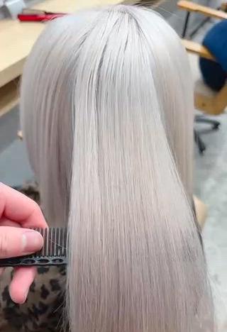 カラー Libero 柏 あつきのヘアスタイル