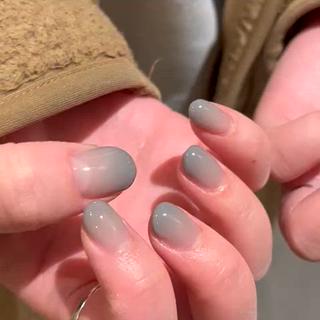 ライトブルーグレーグラデーション 