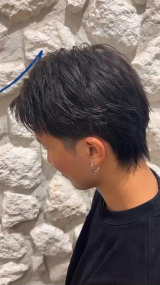 スパイキーショートからの伸びかけのスタイルから爽やかなメンズヘアに！
伸びかけの髪の毛のスタイル調整なども得意なので是非ご予約ください 