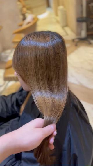ミディアム ブリーチなしダブル カラー縮毛矯正 下野のヘアスタイル