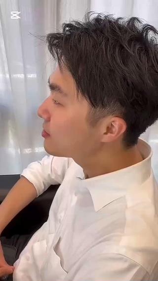 メンズ Soleria所属・艶髪/酸性ストレート 根本零のヘアスタイル