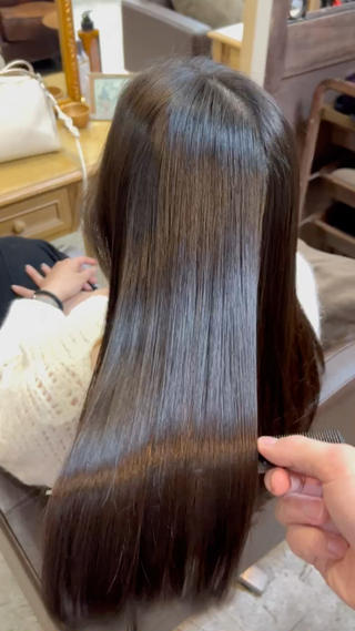 ロング パーマ 小澤 一稀のヘアスタイル