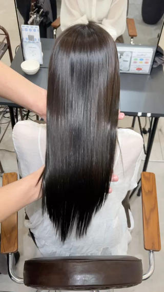 ロング カラー 小澤 一稀のヘアスタイル