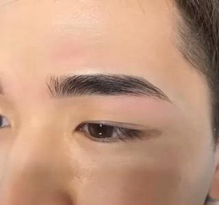 メンズハリウッドブロウリフト 