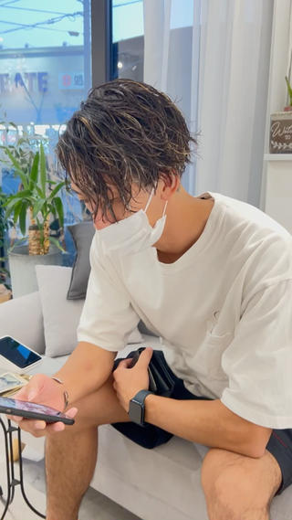 緩めのツイストスパイラル
メッシュをいれたことで湘南サーファー感プラス 