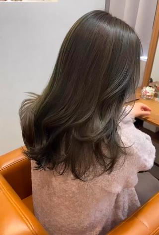 ロング カラー 【完全個室】髪質改善 暖色カラー/山崎唯奈のヘアスタイル