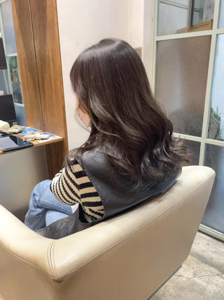 セミロング カラー 【完全個室】髪質改善 暖色カラー/山崎唯奈のヘアスタイル