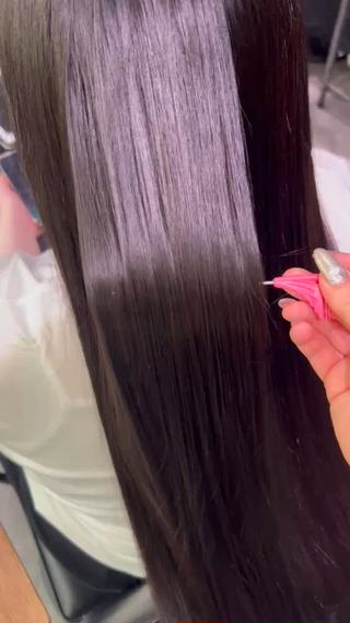 縮毛矯正
うねりや癖が気になる方梅雨の時期が来る前にぜひ 