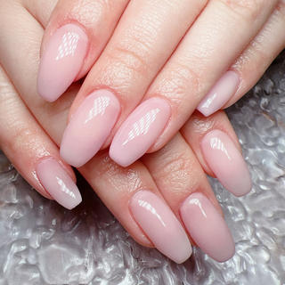 ネイル マグ🧲等なんでも ワンカラー5700円のネイルデザイン