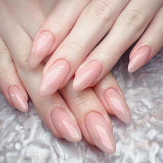 ネイル マグ🧲等なんでも ワンカラー5700円のネイルデザイン