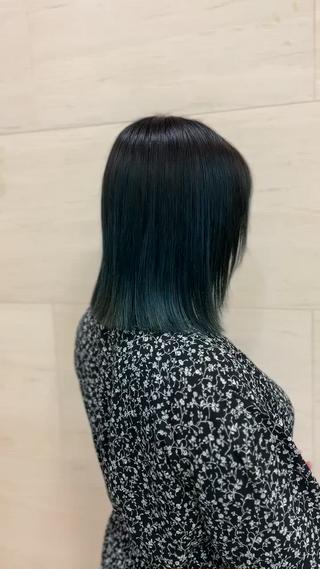 ミディアム カラー ハイトーン/レイヤー 似合わせ・ユキノのヘアスタイル