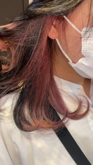 ミディアム カラー ハイトーン/レイヤー 似合わせ・ユキノのヘアスタイル