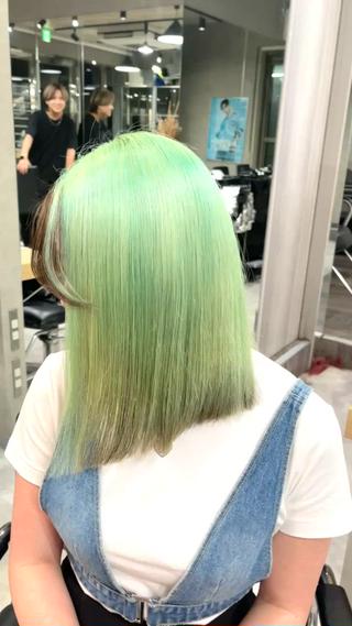 6回目リターンのお客様、ライムグリーン×インナーカラーです！ 