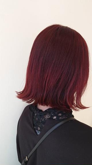 外ハネワインレッドカラー 