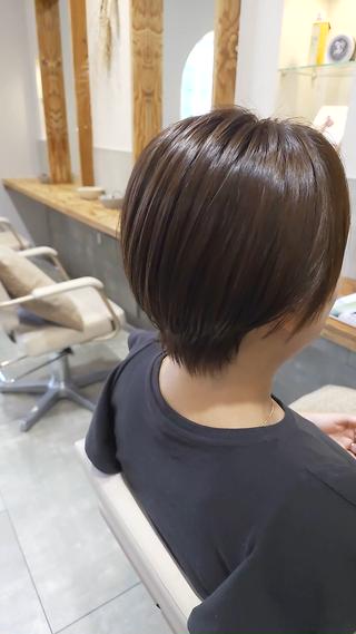 ショートボブ 