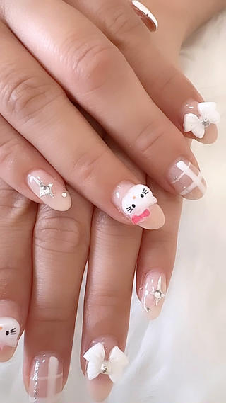 ネイル シュシュ 🎀 girly nailのネイルデザイン