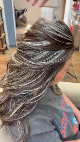 ロング カラー Cure2所属・🌈ハイライト特化 🌈 🐶ノザワ🐶のヘアスタイル