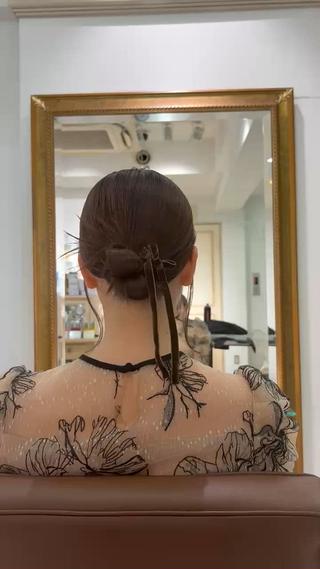 お呼ばれカチモリヘア 