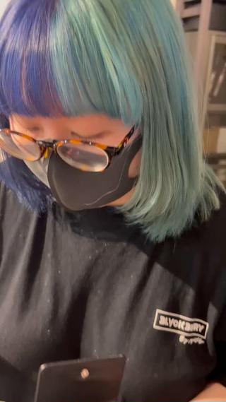 塗り分けカラー＋1100円
ビビットカラー＋1100円
人と被らないデザインカラー 