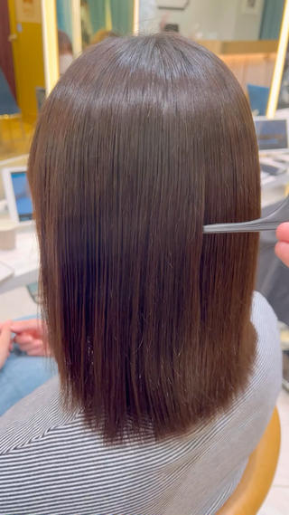 シャキンとしない地毛風ストレートな縮毛矯正で憧れの艶髪に大変身