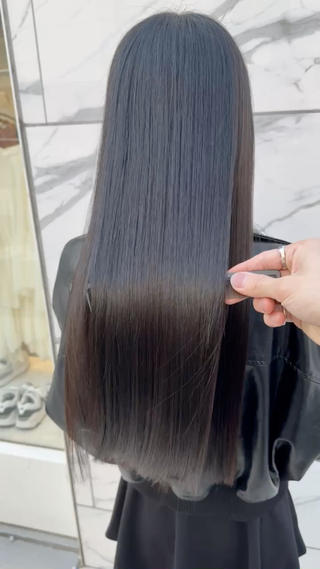 ロング 美髪特化✨ 伊織✨縮毛矯正✨のヘアスタイル