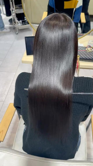 セミロング 美髪特化✨ 伊織✨縮毛矯正✨のヘアスタイル