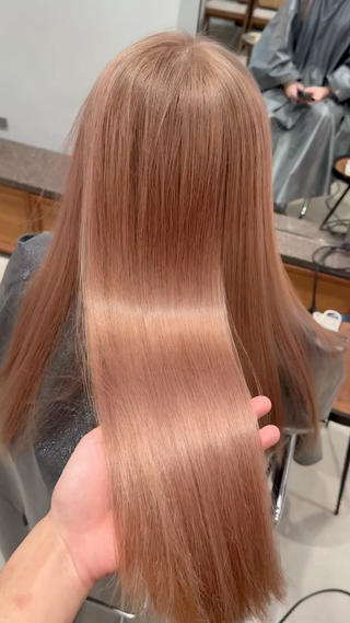 セミロング カラー 美髪特化✨ 伊織✨縮毛矯正✨のヘアスタイル