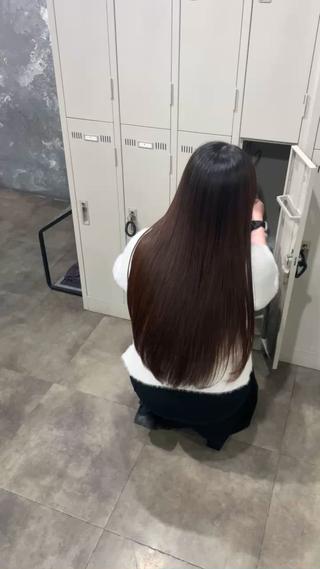 いつもご覧頂きありがとうございます

横浜美容室の横浜Academy kazumaです！

お客様ひとりひとりの髪質を考えて、
必ず透明感が出るカラー剤を、
スペシャルブレンドしています

必ず可愛く満足する仕上がりにします

透明感ある暗髪は任せてください！

カラーモデル/トリートメントモデル
募集中です！
興味のある方いましたらDMお待ちしております

【♡menu♡】
ワンカラー　¥2200
ブリーチなしダブルカラー　¥5500
髪質改善トリートメント　¥3300
プレミアム髪質改善トリートメント　¥3850
※ロング料金※
鎖骨下 ¥1100
胸下　¥2200

 