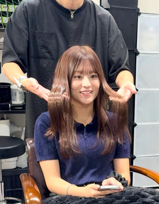 ロング 【20代ダメージ毛に 髪質改善】のヘアスタイル