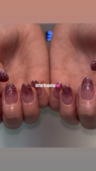 ネイル 森 彩音のネイルデザイン