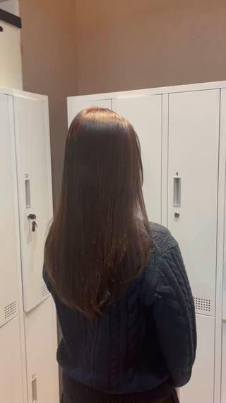 カラー ヘーゼルベージュ/ 赤み消し/はるのヘアスタイル