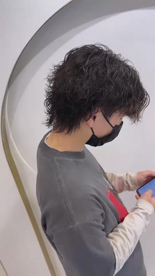 パーマ メンズ 大阪梅田 目片 素楽のヘアスタイル