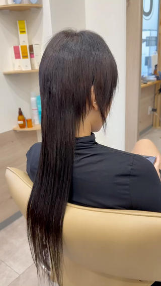 ロング エクステ＆カラー専門 羽エクステ　新大久保のヘアスタイル