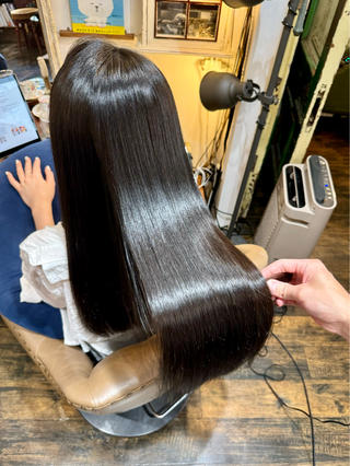 2回目のお客様酸熱トリートメントでケアをしました！ 