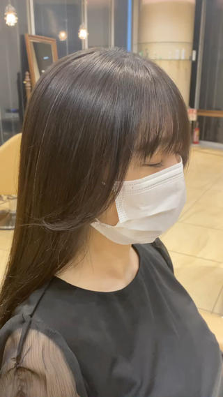 根本の癖を伸ばしトリートメントでサラサラです♪ 