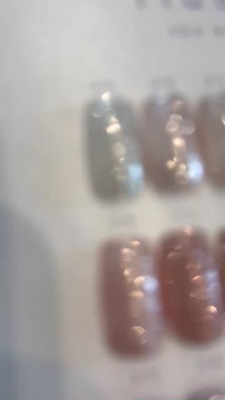 enoiの新作ダイヤモンドフラッシュジェル、
全カラー取り揃えております♡
ぜひこの機会にお試しください！
推しカラー、必ず見つかります 