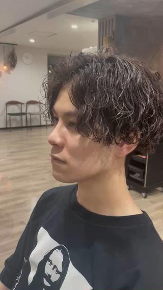 ショート カラー パーマ emo.92co 🌱山本翔太のヘアスタイル