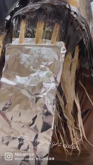 ロング 🤍デザインカラー 特化🤍HIROのヘアスタイル