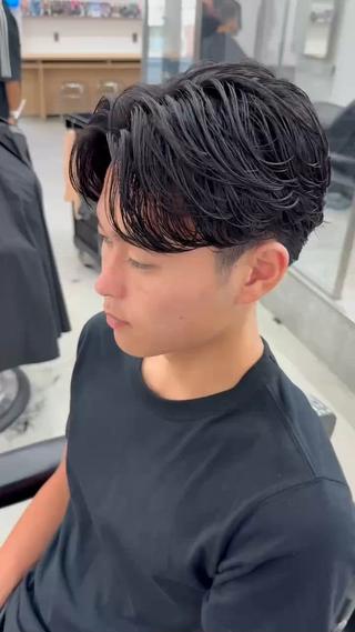パーマ メンズ 🔥波巻き/ツイスパ 特化🔥メンズパーマのヘアスタイル
