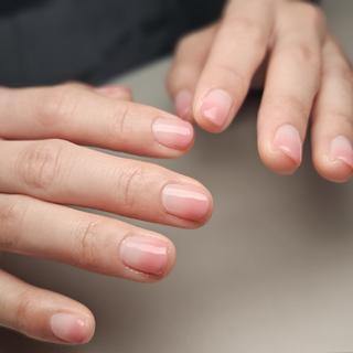 1色でのグラデーションネイル(クリアベース)
2/24 