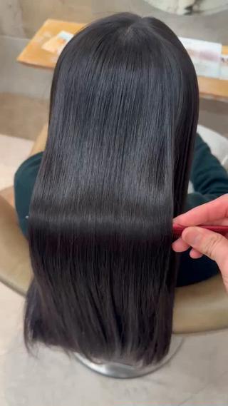 yuto 金山/透明感カラーのヘアスタイル