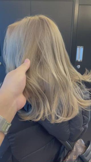 セミロング カラー olino 【オリノ】西田辺のヘアスタイル