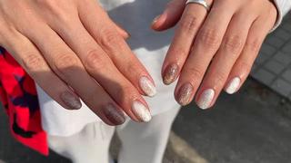 マグネットネイル

マグネット・フラッシュのメニューからは
カラーを2色お選び頂くことができます！
配色は当日相談させて頂きますので、
お気軽にお声掛けください

ご予約お待ちしております 