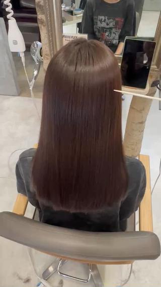 【髪質改善ストレート】

@clomus__shunで叶う美髪矯正

［縮毛矯正・酸性ストレートが必要なお悩みとは？］

・癖による広がりやうねり、パサつき
・パヤパヤした表面の毛
・ザラザラした質感
・雨の日や汗によるうねり

@clomus__shun stylist シュン

【Access】

〒530-0013
大阪府大阪市北区茶屋町4-2
エスプライム茶屋町1F-S3

阪急梅田駅徒歩3分
地下鉄各線梅田から徒歩5分圏内

電話番号 06-6131-4163

ご予約、予約変更、お問い合わせは
DMやお電話で気軽にご相談下さい




 